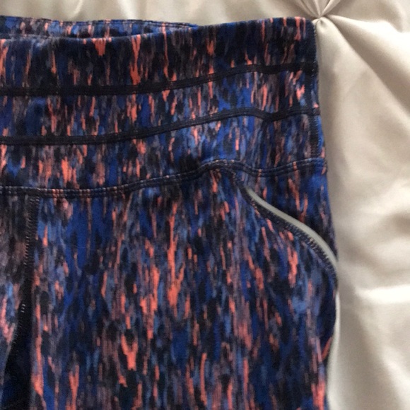 Athleta Capris Size XS - Picture 2 of 7